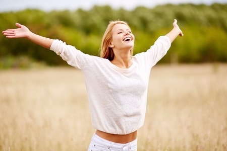 Fille en pleine santé